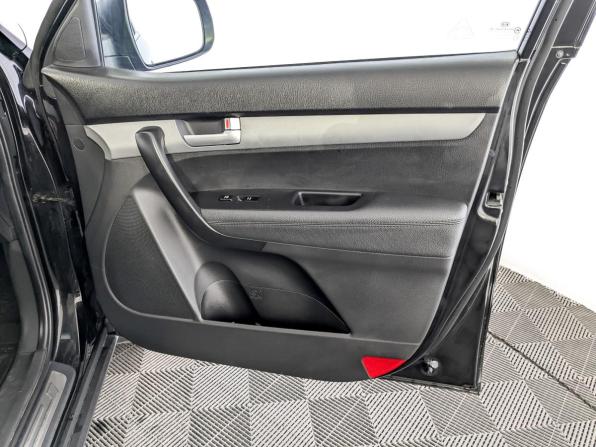 Kia Sorento II Рестайлинг с пробегом 2014 года, цена 1 710 000 рублей, 119318 км, внедорожник, Автокод Объявления