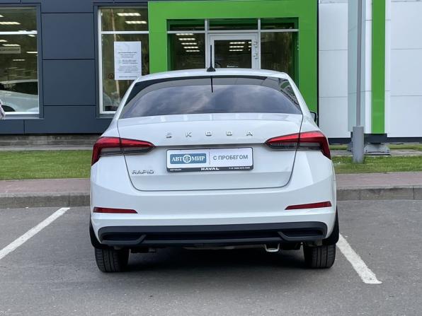 Skoda Rapid II с пробегом 2021 года, цена 1 599 000 рублей, 40282 км, лифтбек, Автокод Объявления