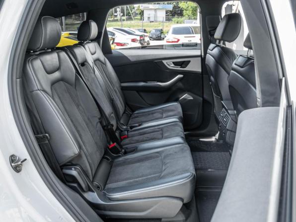 Audi Q7 II (4M) с пробегом 2018 года, цена 3 766 000 рублей, 242809 км, внедорожник, Автокод Объявления