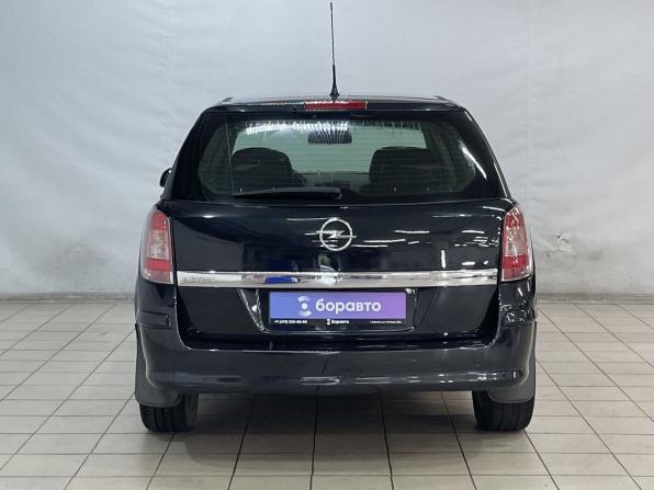 Opel Astra H Рестайлинг с пробегом 2012 года, цена 650 000 рублей, 214821 км, седан, Автокод Объявления