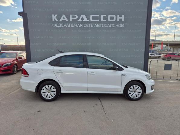 Volkswagen Polo V Рестайлинг с пробегом 2019 года, цена 1 060 000 рублей, 46633 км, седан, Автокод Объявления