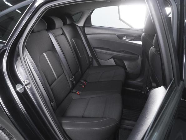 Kia Cerato IV с пробегом 2018 года, цена 1 870 000 рублей, 143953 км, седан, Автокод Объявления