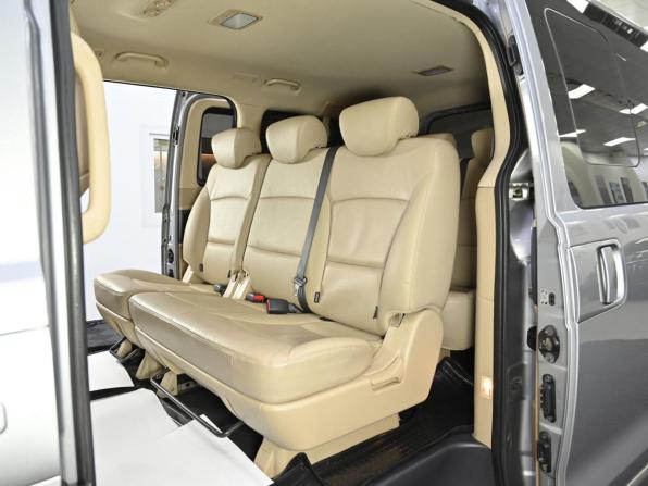 Hyundai H-1 II Рестайлинг 2 с пробегом 2019 года, цена 2 549 000 рублей, 115000 км, минивэн, Автокод Объявления
