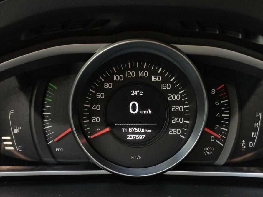 Volvo V40 Cross Country I Москва  - изображение 21
