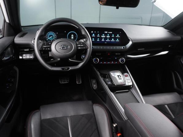 Hyundai Lafesta I Рестайлинг с пробегом 2025 года, цена 2 899 000 рублей, 6700 км, седан, Автокод Объявления