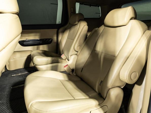 Kia Carnival III с пробегом 2019 года, цена 2 969 700 рублей, 116305 км, минивэн, Автокод Объявления