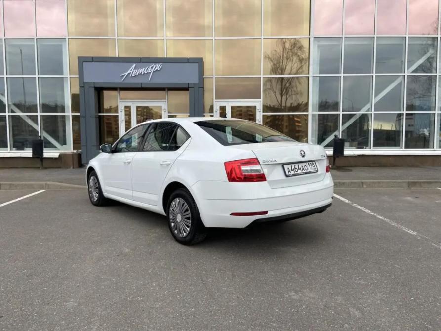 Skoda Octavia III (A7) Рестайлинг Псков  - изображение 3