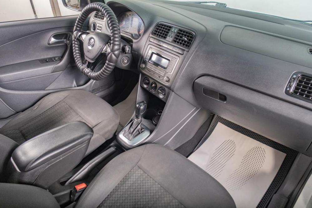 Volkswagen Polo V Рестайлинг Томск  - изображение 17