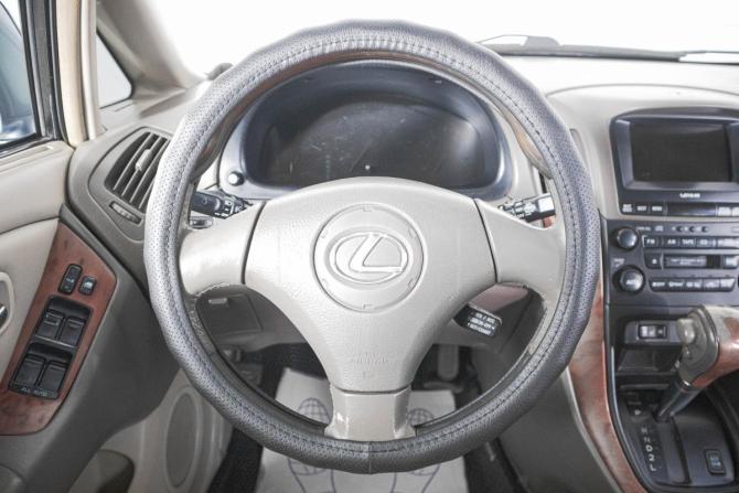 Lexus RX I с пробегом 2002 года, цена 949 000 рублей, 305000 км, внедорожник, Автокод Объявления
