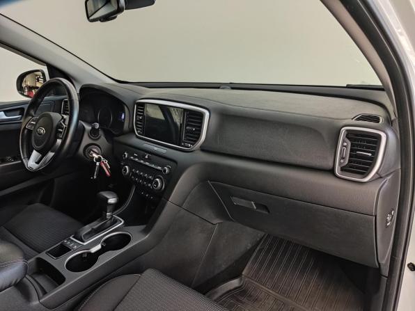 Kia Sportage IV Рестайлинг с пробегом 2021 года, цена 2 495 000 рублей, 112166 км, внедорожник, Автокод Объявления