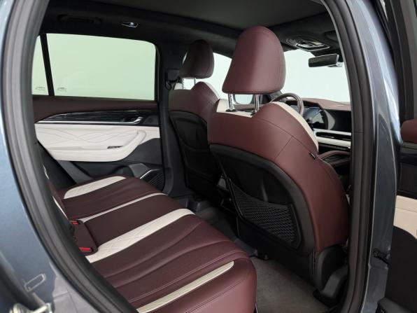 Geely Monjaro I с пробегом 2023 года, цена 3 200 000 рублей, 17940 км, внедорожник, Автокод Объявления