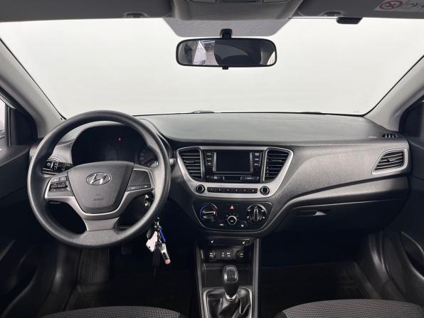Hyundai Solaris II с пробегом 2018 года, цена 1 350 000 рублей, 103243 км, седан, Автокод Объявления