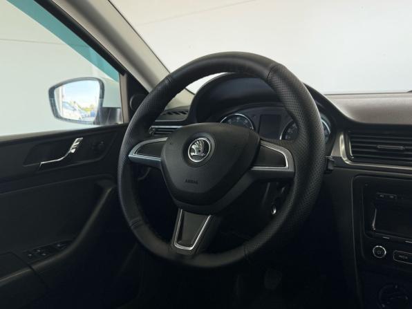 Skoda Rapid I с пробегом 2014 года, цена 999 000 рублей, 167500 км, лифтбек, Автокод Объявления