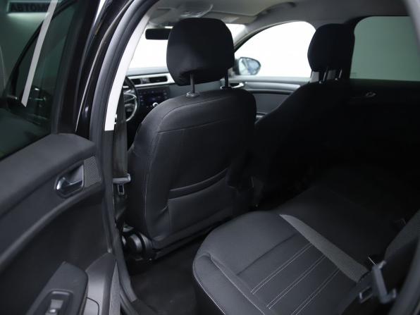 Renault Arkana I с пробегом 2019 года, цена 1 690 000 рублей, 99771 км, внедорожник, Автокод Объявления