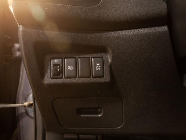 Nissan X-Trail II Рестайлинг с пробегом 2011 года, цена 1 230 000 рублей, 261849 км, внедорожник, Автокод Объявления