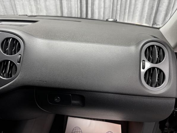 Volkswagen Tiguan I Рестайлинг с пробегом 2013 года, цена 1 490 000 рублей, 219193 км, внедорожник, Автокод Объявления