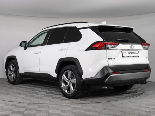 Toyota RAV4 V (XA50) с пробегом 2021 года, цена 3 497 000 рублей, 123480 км, внедорожник, Автокод Объявления