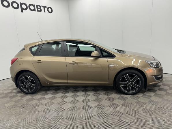 Opel Astra J Рестайлинг с пробегом 2012 года, цена 890 000 рублей, 127102 км, хэтчбек, Автокод Объявления