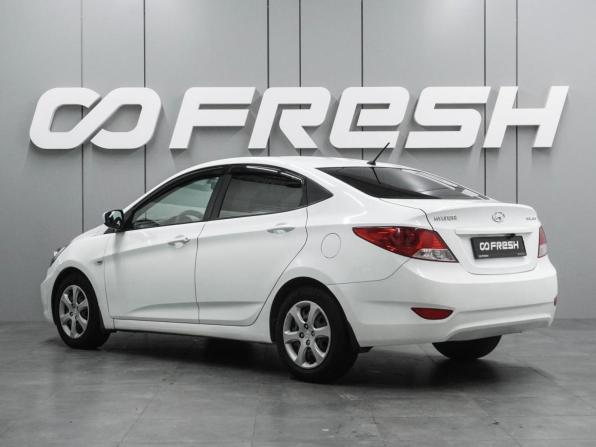 Hyundai Solaris I с пробегом 2013 года, цена 749 000 рублей, 138324 км, седан, Автокод Объявления