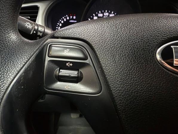 Kia Ceed II с пробегом 2013 года, цена 910 000 рублей, 150461 км, хэтчбек, Автокод Объявления