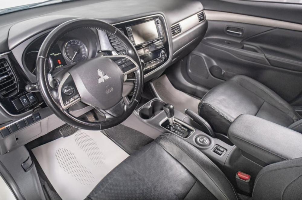 Mitsubishi Outlander III Рестайлинг Томск  - изображение 8