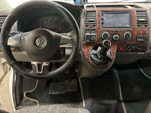 Volkswagen Transporter T5 с пробегом 2004 года, цена 899 000 рублей, 442423 км, минивэн, Автокод Объявления