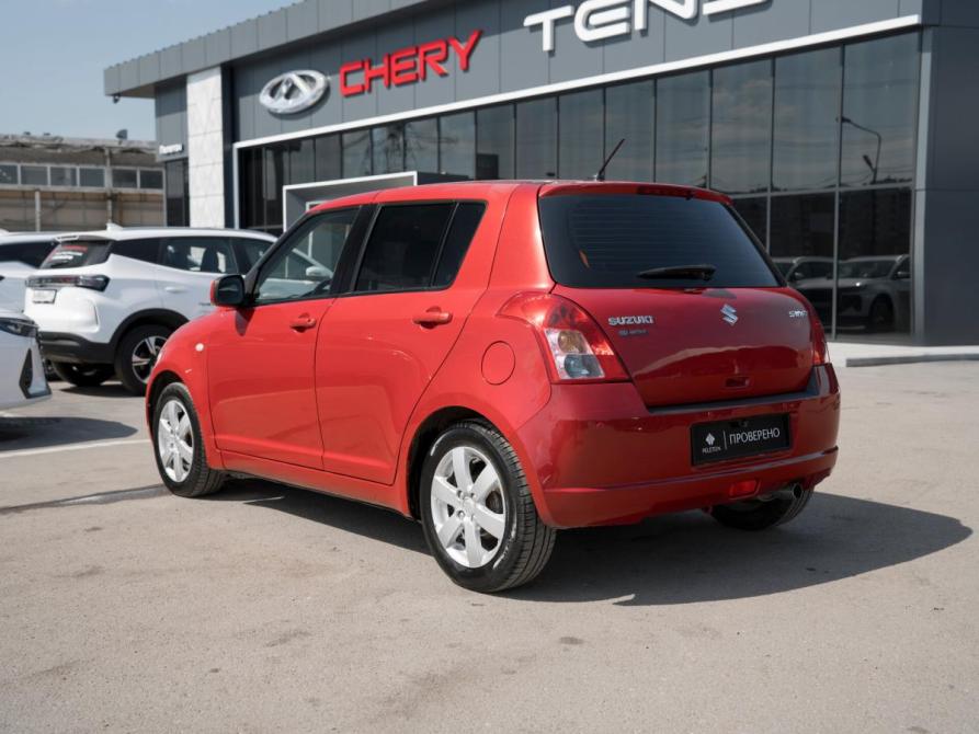 Suzuki Swift III Москва  - изображение 4