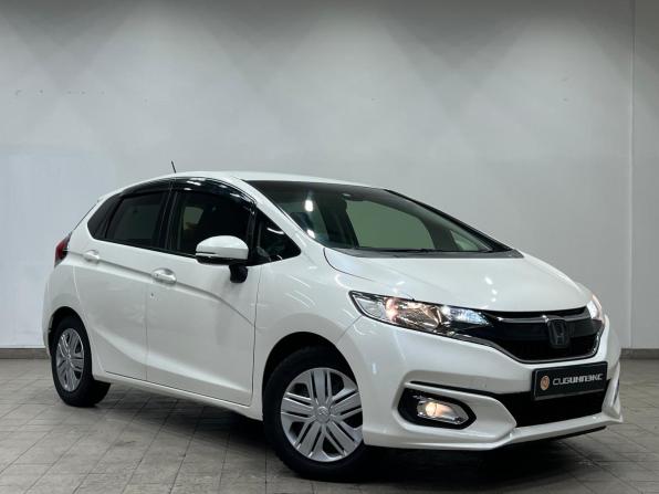 Honda Fit III Рестайлинг с пробегом 2017 года, цена 950 000 рублей, 167000 км, хэтчбек, Автокод Объявления