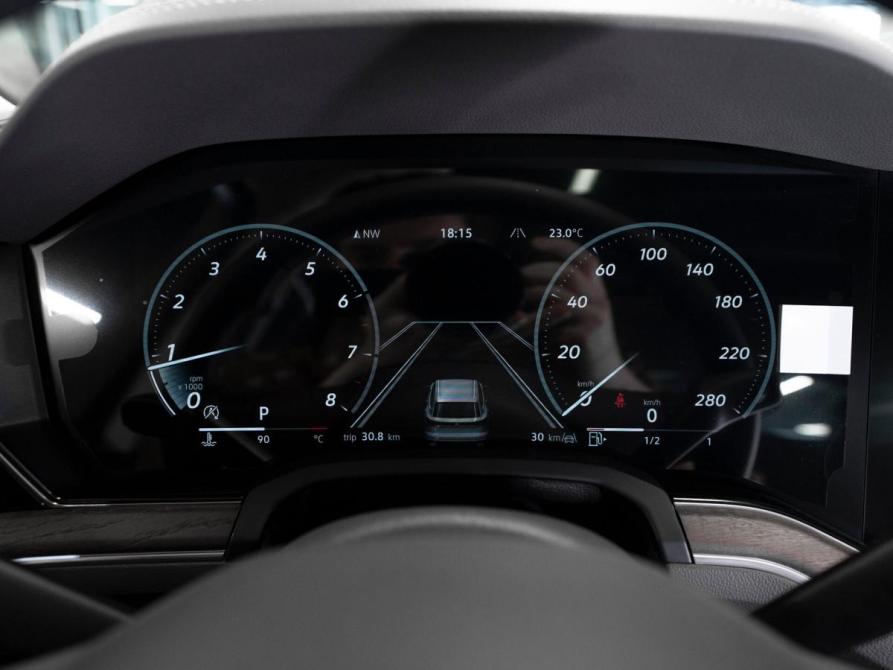 Volkswagen Touareg III Рестайлинг Москва  - изображение 12