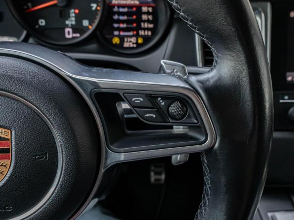 Porsche Macan I с пробегом 2018 года, цена 3 299 000 рублей, 93649 км, внедорожник, Автокод Объявления