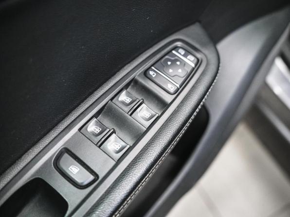 Renault Arkana I с пробегом 2019 года, цена 1 650 000 рублей, 113851 км, внедорожник, Автокод Объявления