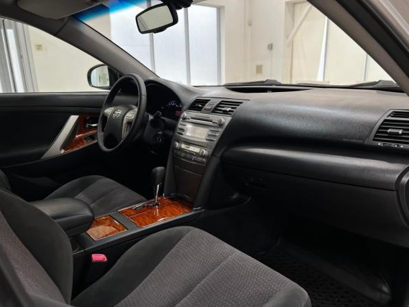Toyota Camry VI (XV40) Рестайлинг с пробегом 2011 года, цена 1 260 000 рублей, 230505 км, седан, Автокод Объявления