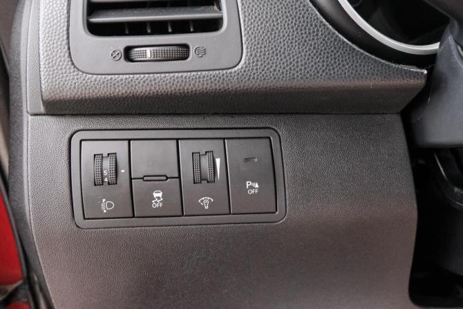 Kia Venga I с пробегом 2013 года, цена 949 000 рублей, 120600 км, компактвэн, Автокод Объявления