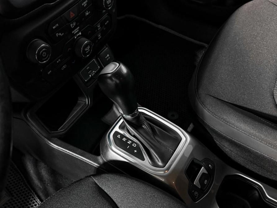 Jeep Renegade I Рестайлинг Санкт-Петербург  - изображение 11