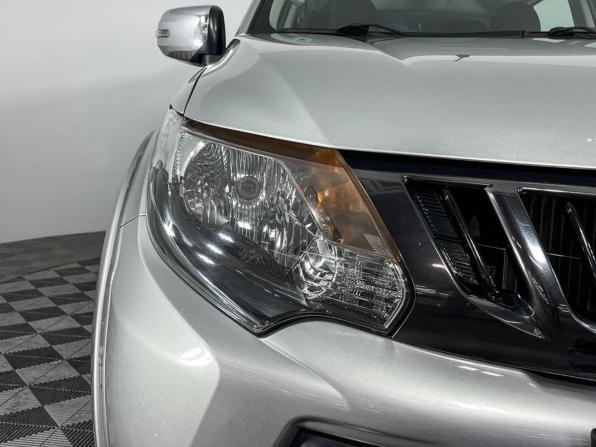 Mitsubishi L200 V с пробегом 2017 года, цена 2 499 000 рублей, 53287 км, offers.body_type.unknown, Автокод Объявления