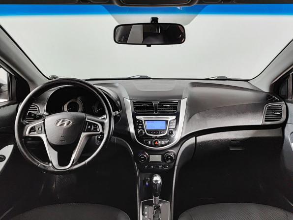 Hyundai Solaris I с пробегом 2012 года, цена 750 000 рублей, 176335 км, седан, Автокод Объявления