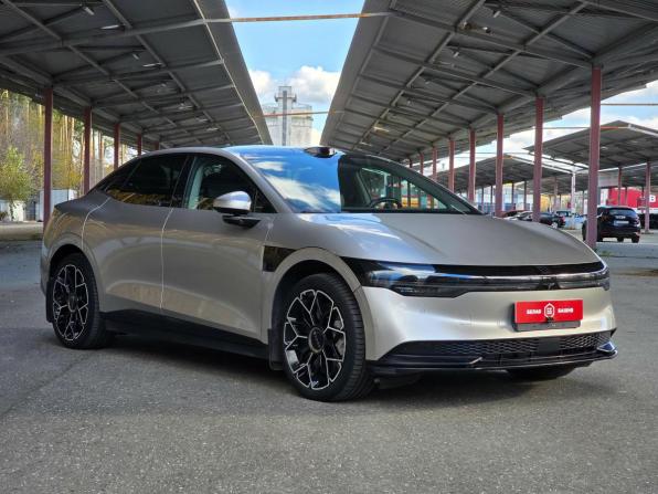 Zeekr 007 с пробегом 2024 года, цена 5 140 000 рублей, 27000 км, седан, Автокод Объявления