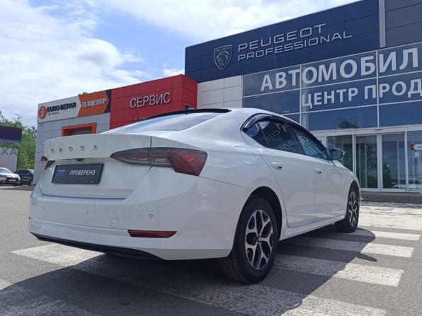 Skoda Octavia IV (A8) с пробегом 2021 года, цена 2 070 000 рублей, 127400 км, лифтбек, Автокод Объявления