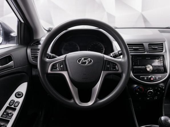Hyundai Solaris I Рестайлинг с пробегом 2014 года, цена 1 045 000 рублей, 92982 км, седан, Автокод Объявления