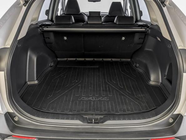 Toyota RAV4 V (XA50) с пробегом 2021 года, цена 3 350 000 рублей, 93485 км, внедорожник, Автокод Объявления