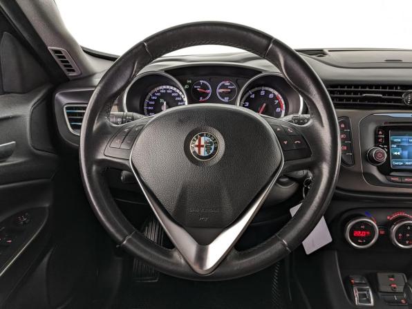 Alfa Romeo Giulietta III с пробегом 2014 года, цена 1 235 000 рублей, 105563 км, хэтчбек, Автокод Объявления