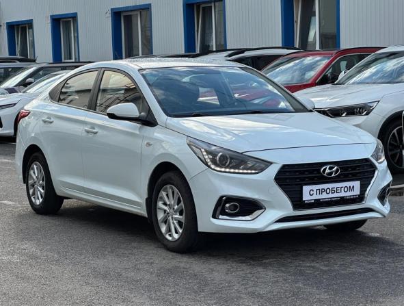 Hyundai Solaris II с пробегом 2020 года, цена 1 225 000 рублей, 180597 км, седан, Автокод Объявления