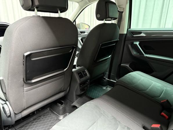 Volkswagen Tiguan II с пробегом 2017 года, цена 2 849 000 рублей, 128143 км, внедорожник, Автокод Объявления