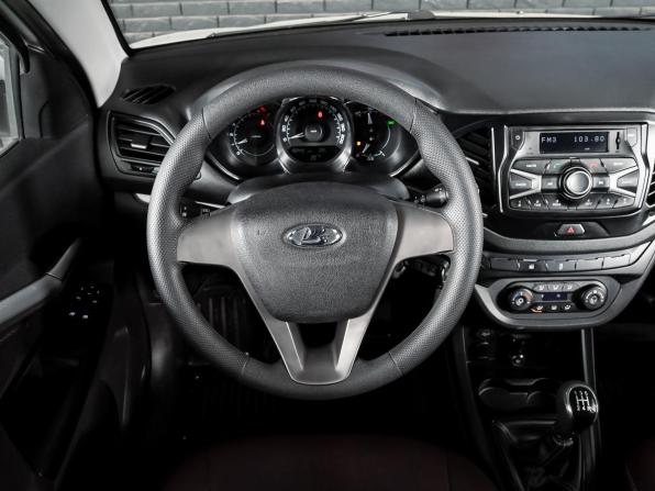 Lada (ВАЗ) Vesta I с пробегом 2017 года, цена 820 000 рублей, 150443 км, седан, Автокод Объявления