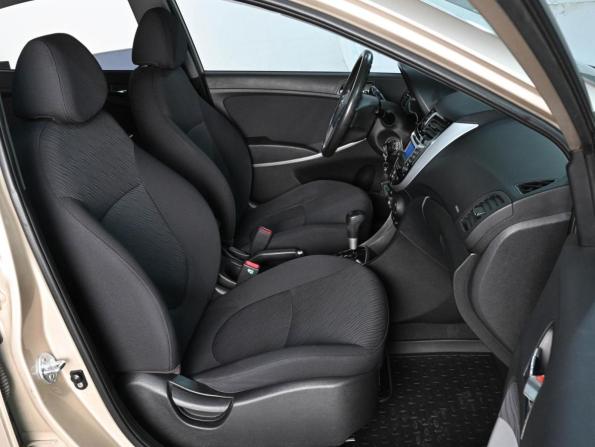 Hyundai Solaris I с пробегом 2013 года, цена 1 059 000 рублей, 89366 км, седан, Автокод Объявления
