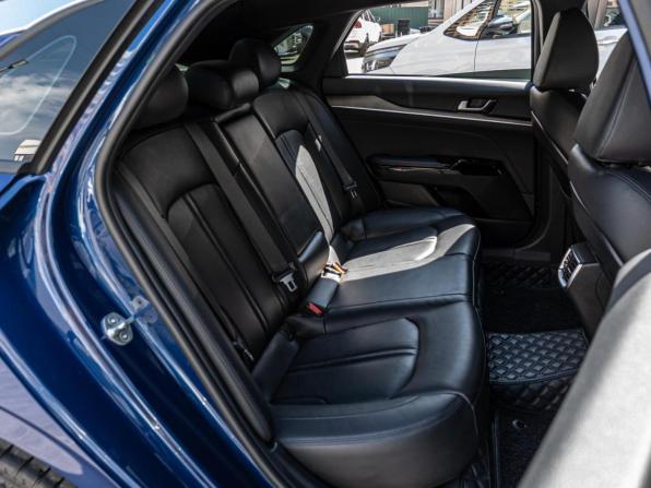 Kia K5 III с пробегом 2021 года, цена 2 520 000 рублей, 78052 км, седан, Автокод Объявления