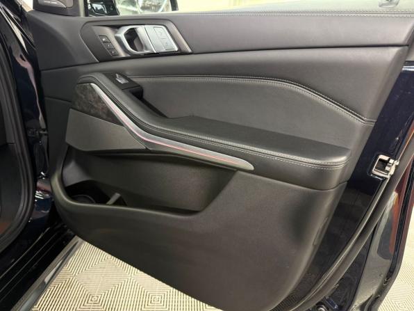 BMW X7 I (G07) с пробегом 2022 года, цена 8 995 000 рублей, 79262 км, внедорожник, Автокод Объявления