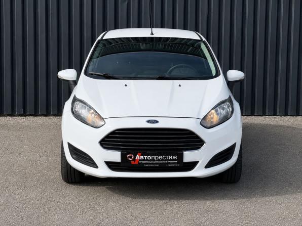 Ford Fiesta Mk6 Рестайлинг с пробегом 2016 года, цена 715 000 рублей, 118996 км, седан, Автокод Объявления