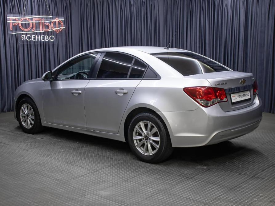 Chevrolet Cruze I Рестайлинг Москва  - изображение 7