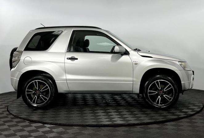 Suzuki Grand Vitara II с пробегом 2005 года, цена 650 000 рублей, 249485 км, внедорожник, Автокод Объявления